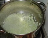 A picture of step 3 of Chilean Humitas.