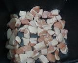 Foto del paso 3 de la receta: Pollo a la portuguesa con habas