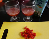 Foto langkah ke 3 dari resep Korean Strawberry Milk.