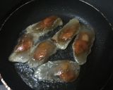 Hình bước làm 2 của món Bánh bột lọc chiên