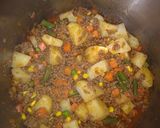 A picture of step 3 of Mince with left over potatoes.