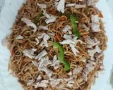 A picture of step 2 of Chicken noodles / tasty chatpata noodles.