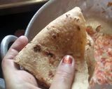 A picture of step 3 of Triangle Roti Pizza.