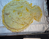 Foto del paso 5 de la receta: Empanada de merluza con gambas