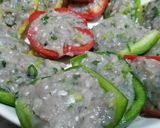 A picture of step 3 of Fried Bell Pepper Fish Cake 煎釀三寶.