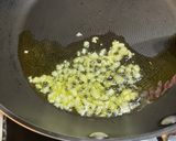 A picture of step 2 of Spicy Tomato and Ground Beef Spaghetti.