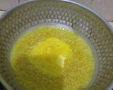 Foto langkah ke 4 dari resep Bolu Sarang Semut Kukus/ Bolu Karamel.