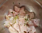 Une image de l'étape 1 de Brochettes de poulet-ananas.