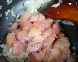A picture of step 2 of Chicken veggies macroni.