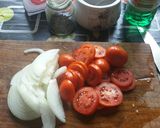 Hagymás paradicsomsaláta télire, befőzőautomatával recept fázis 1 fotója