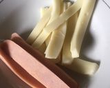 Foto langkah ke 2 dari resep Roti twar gulung isi mozarella sosis.