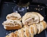 A picture of step 5 of Chicken Bread🥖🥐.