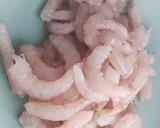Foto del paso 3 de la receta: Cazuela de rape, gambas y almejas con patatas