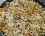 Foto del paso 5 de la receta: Arroz de coliflor con arvejas verdes🍚🍱🫛