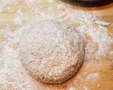 Foto del passaggio 3 della ricetta Pane integrale senza lievitazione 🥖 SODA BRED SEMPLICE