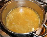 Foto del paso 3 de la receta: Sopa de arvejas amarillas partidas con albóndigas de carne para chorizos