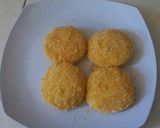 Foto langkah ke 3 dari resep Es krim goreng.