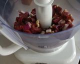 A picture of step 3 of Beef Sirloin Burgers.