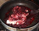 A picture of step 7 of Beetroot Sapota (Chikoo) Halwa.