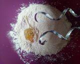 Foto langkah ke 1 dari resep Korean Garlic Cheese Cream Bread.