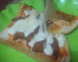 Foto langkah ke 3 dari resep Roti pizza kw.