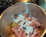 Foto langkah ke 2 dari resep Patty Daging cincang sawi putih. Mpasi friendly. Frozen food.
