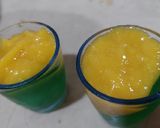 A picture of step 4 of Junky jelly dessert.