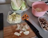 Une image de l'étape 1 de • Yachaejeon (Crêpes de légumes Coréenne).