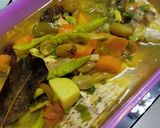 Foto langkah ke 3 dari resep Sop Gurame Asam Pedas ala Niez.