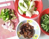 Foto langkah ke 1 dari resep Tumis Kerang Kacang Panjang & Bunga Turi.