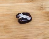 चिंचेची टाॅफी (tamarind candy recipe in marathi) रेसिपी स्टेप 7 फोटो