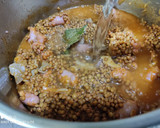 Foto del paso 6 de la receta: Lentejas con salchichas y setas en 25 minutos