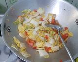 Foto langkah ke 8 dari resep Tumis Tahu Sawi Putih.
