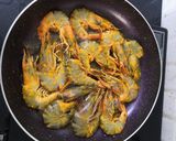 प्रॉन कोकोनट करी (prawn coconut curry recipe in marathi) रेसिपी स्टेप 1 फोटो 
