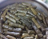 صورة لخطوة 6 من وصفة محاشي ورق دوالي وكوسا وبيتنجان☘️ 🍆🧄🍋