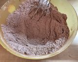 A picture of step 5 of Chocolate Cake Premix.