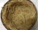 A picture of step 4 of #festivesavouries Bird's Nest Chena Pieces.