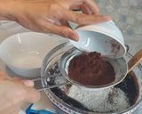 Foto langkah ke 3 dari resep Cake Coklat Simple, tinggal aduk tanpa mixer tanpa oven.