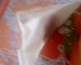 A picture of step 4 of Chicken wonton.