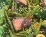 A picture of step 7 of Leftover London Broil Salad.