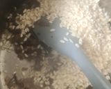 Foto del paso 4 de la receta: Risotto de trompetas de la muerte con gorgonzola