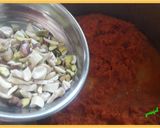 A picture of step 5 of Gajar Halwa with Gajar-Paneer Roll.
