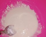 Foto del paso 1 de la receta: Medialunas dulces y fácil