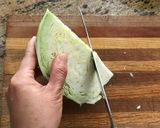 A picture of step 4 of Hiroshima-style Okonomiyaki (Basic).