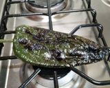 Foto del paso 4 de la receta: Pollo en crema poblana