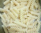 A picture of step 2 of Spicy Sweet and Sour Pasta.