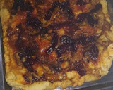 Foto del paso 2 de la receta: Coca de bacalao y pimientos y cebolla confitada