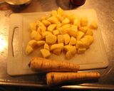 Foto del paso 1 de la receta: Salmón guarnicionado, con ensalarda mayoneseada