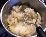 Szilvás gombóc házilag recept fázis 2 fotója