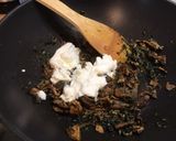Une image de l'étape 8 de Crème de cèpes à l'ail et persil.